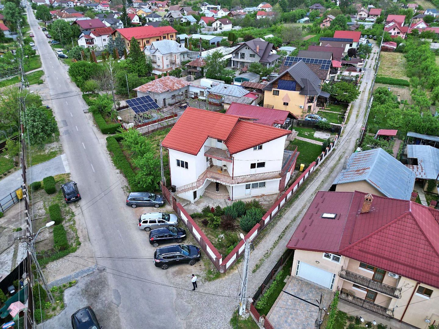 Casă spațioasă de închiriat – Valea Mare, Ștefănești, 2 km de Pitesti - Poză 5