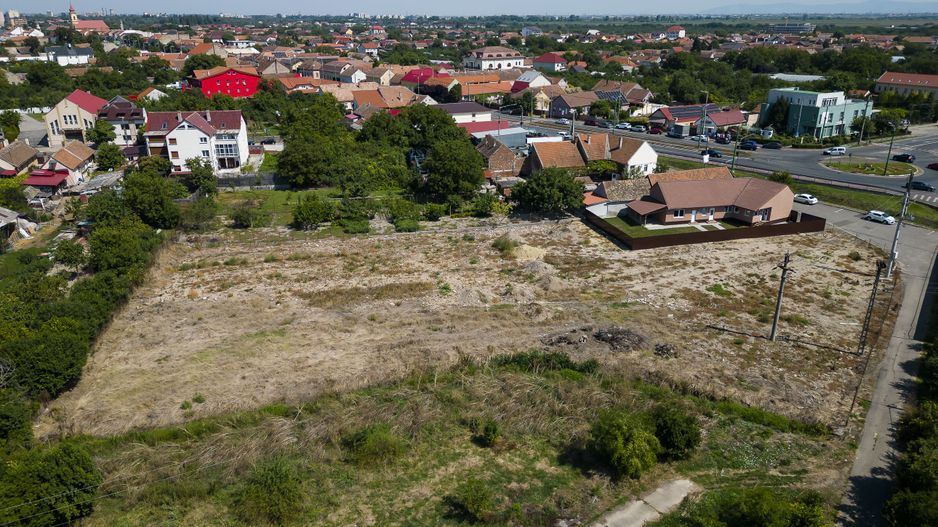 Teren intravilan de 4315 mp în Aradul Nou - Poză 10