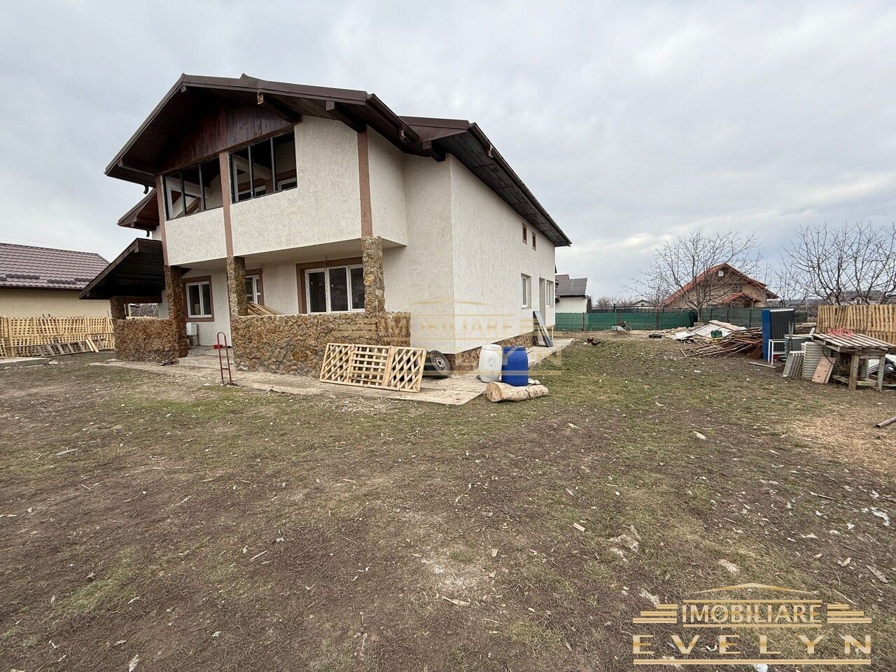 Casa noua D+P+E cu teren de 1200mp, zona Catamaresti-Deal ( Scoala ) - Poză 2