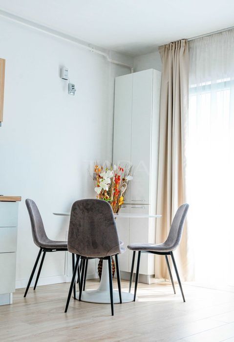 Apartament ultrafinisat, mobilat complet, investiție, zona Centrala! - Poză 3