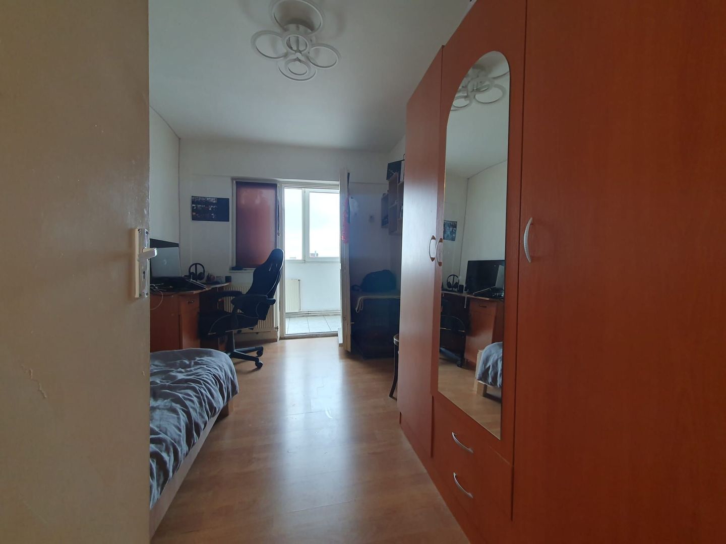 Apartament spațios cu 3 camere și 2 băi – zona Ciucaș / Astra - Poză 7