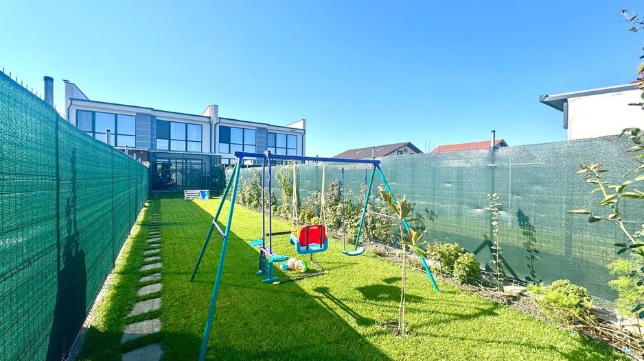 Casă înșiruită cu 4 camere, complet mobilată și utilată |Săcălaz| - Poză 12