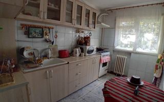 Apartament 3 camere | 70 mp | Zamca | 77.000 EURO - Poză 2
