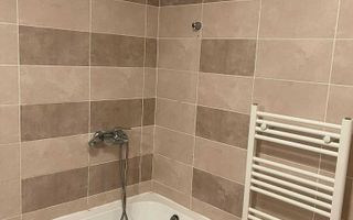 Apartament cu 2 camere, balcon generos, proximitatea Paltinia. - Poză 7
