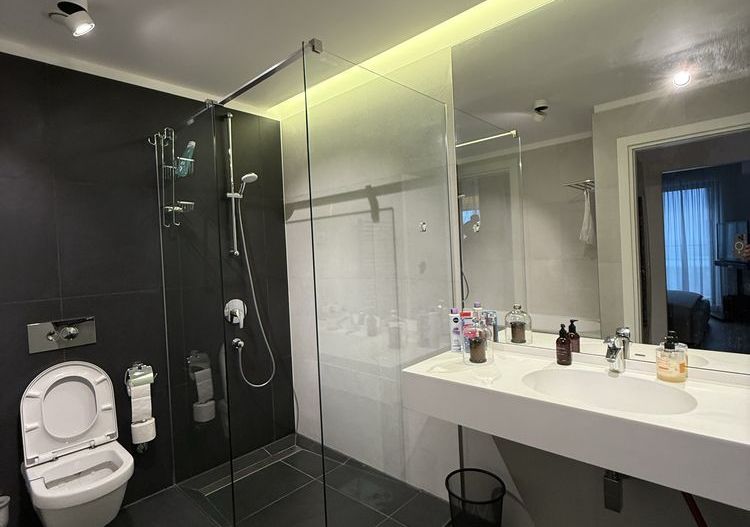 APARTAMENT ONE HERASTRAU PLAZA | PARCARE - Poză 3