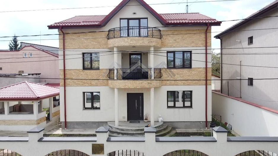 Casă P+1+M spațioasă cu 9 camere de vânzare Voluntari, 425 mp teren - Poză 1