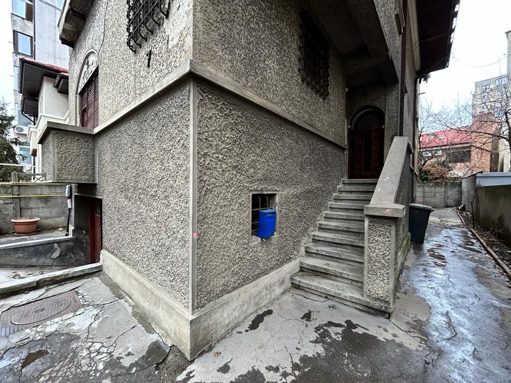 Apartament 3 camere in vila Aurel Vlaicu | Garaj 26.48 mp - Poză 3