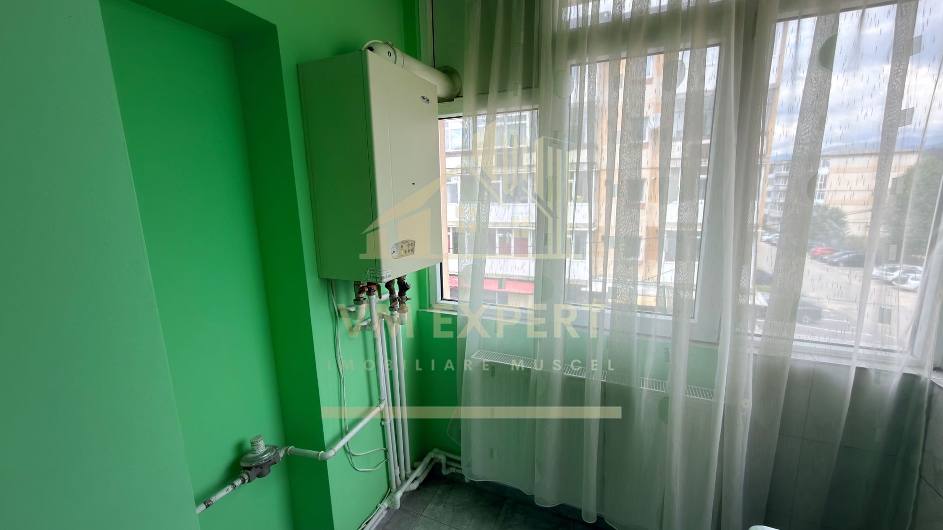APARTAMENT 2 CAMERE ETAJ 2 DECOMANDAT GRUI CAMPULUNG - Poză 13
