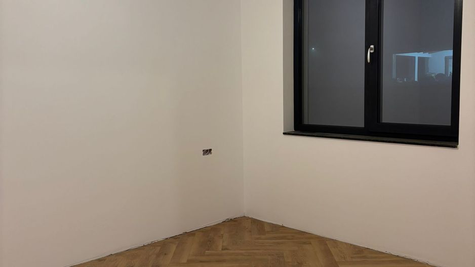 Casa noua de vanzare Smeura 185 K - Poză 8