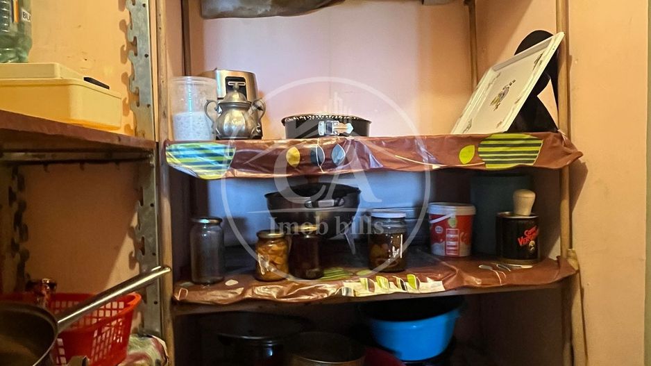 Apartament cu 3 camere de vânzare în zona Rogerius, Oradea - Poză 8