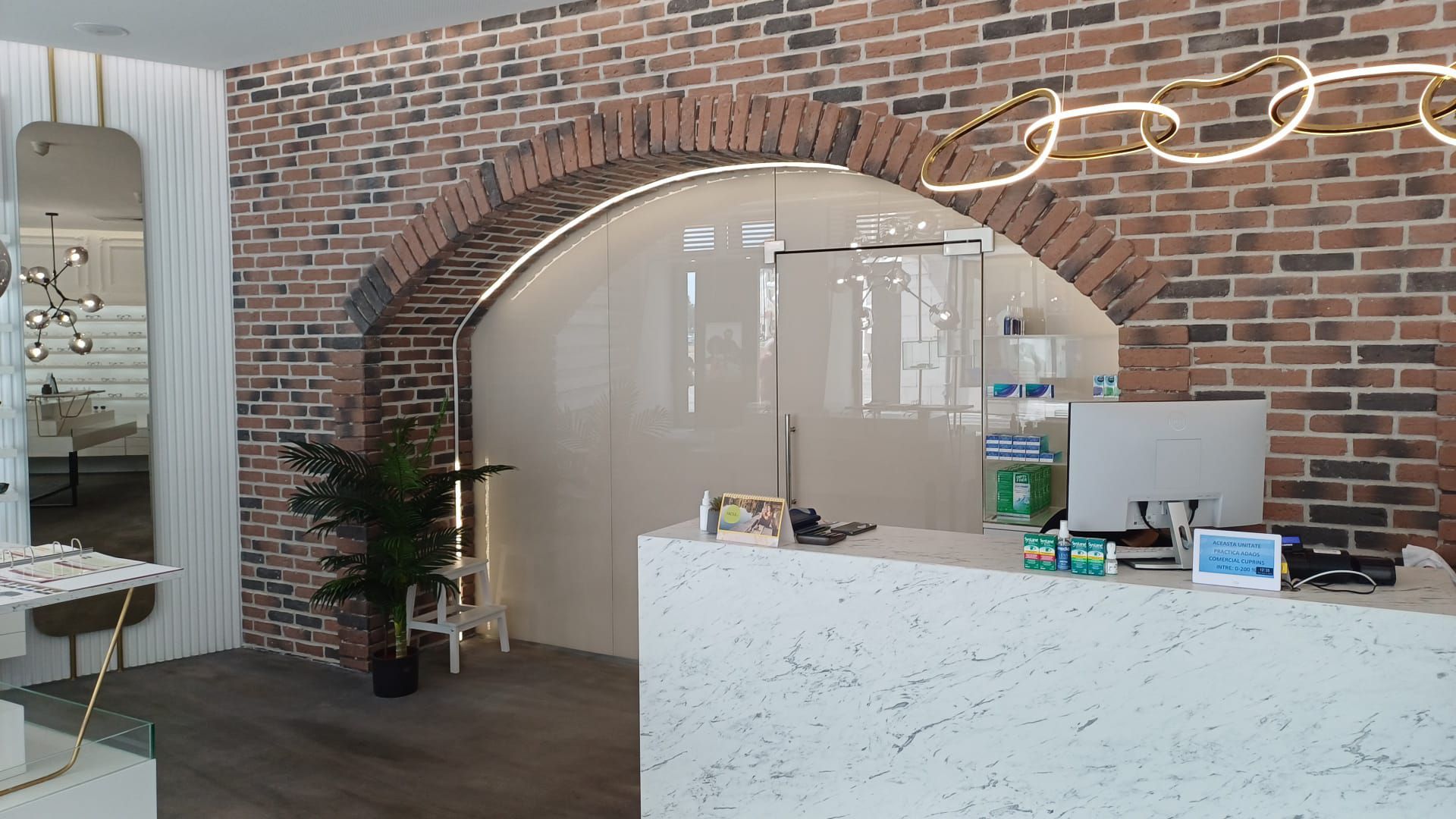 SPATIU COMERCIAL CU MULTIPLE DESTINATII ULTRACENTRAL - Poză 3