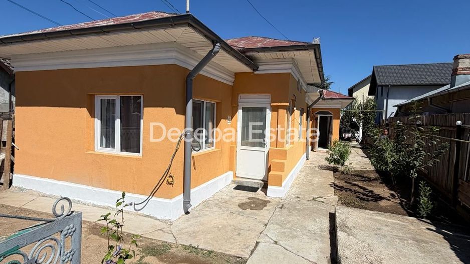 Casa berceni 105 mp utili mobilat , centru curte 425mp  gaze asfalt - Poză 9