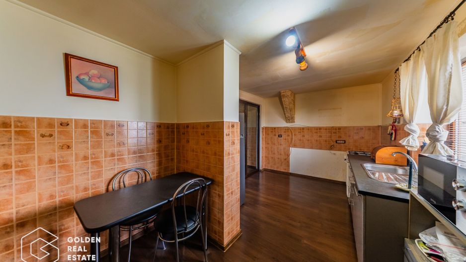 Apartament 2 camere, semidecomandat, zona Bujac, etaj 2 - Poză 8