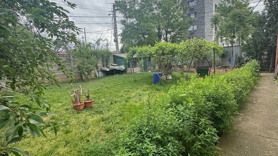 Casa de închiriat 7 camere Sector 4, ideal pentru clinica, gradinita - Poză 13