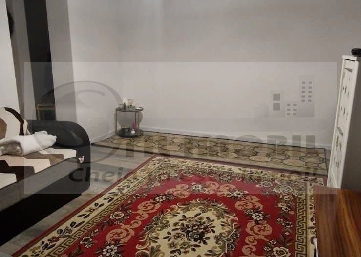 Apartament cu 3 camere si balcon - zona Podu Ros - 450€ - Poză 3