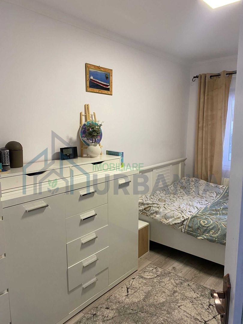 P.F vand apartament cu 4 camere in Nicolina - Poză 6