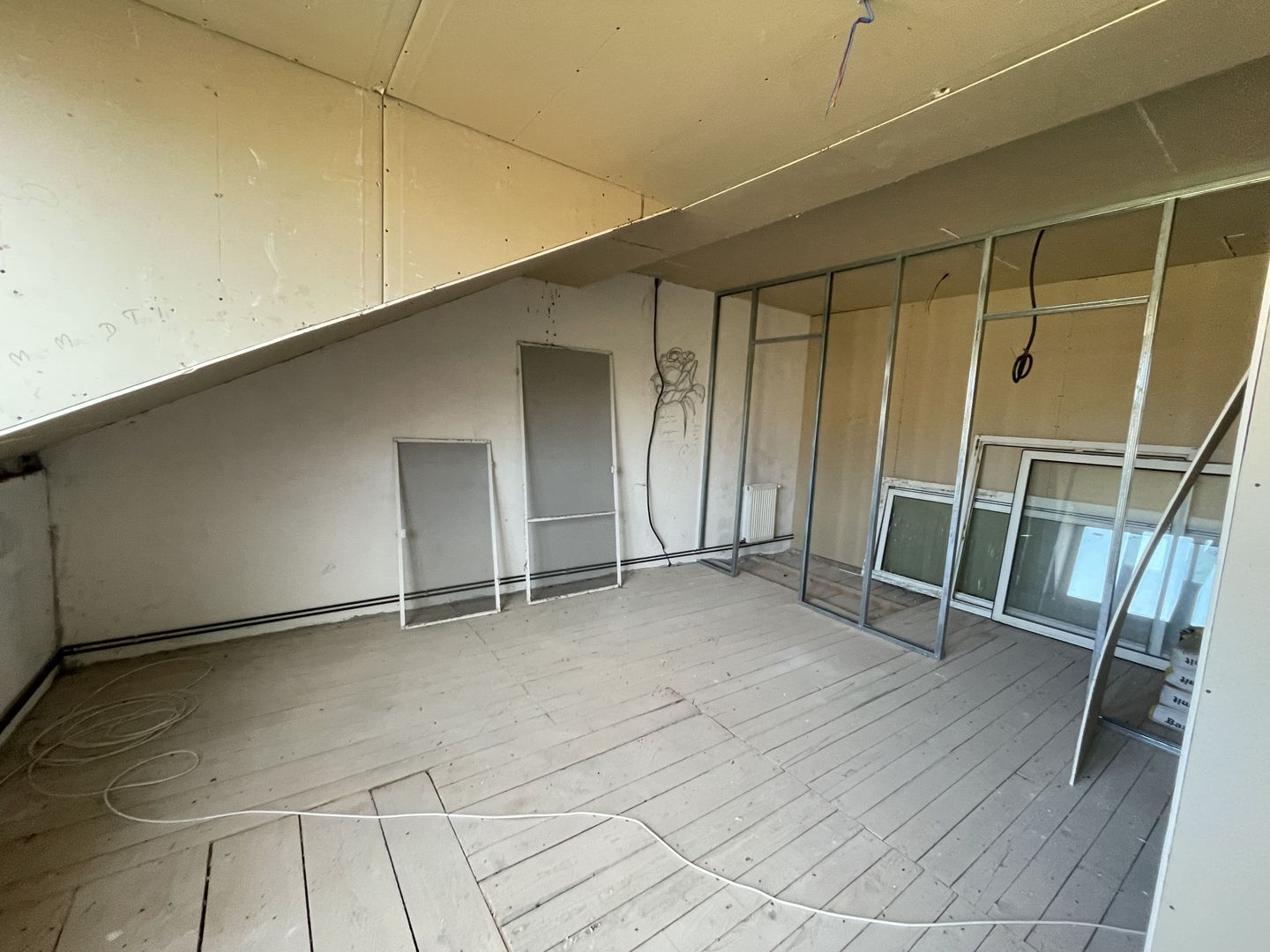 Casă semifinisată în Poienița - Poză 12