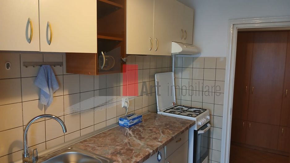 Inchiriere 3 Camere Decebal - Poză 1