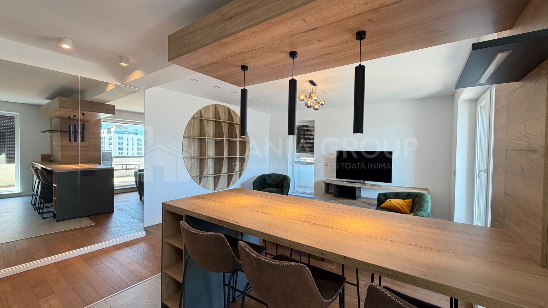 Penthouse cu 4 camere, terasă de 57 mp, priveliște - Kasper Coresi - Poză 1