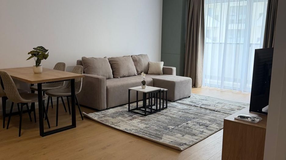 Apartament 2 camere I Ansamblul Eroilor I Floresti - Poză 1