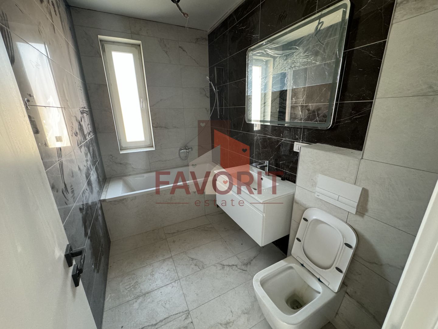 Apartament pe 2 nivele. Aproape de LIDL. Disponibil imediat - Poză 8