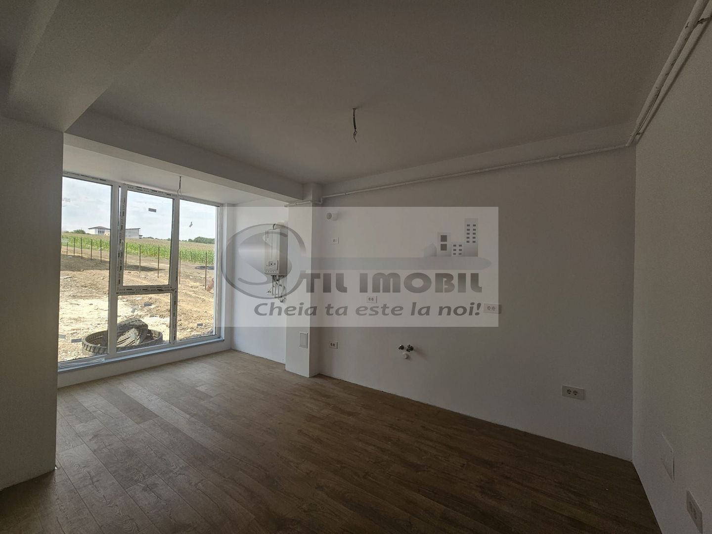 Apartament 3 camere - reper Lac Rediu - 75mp - 104.000Euro - Poză 2