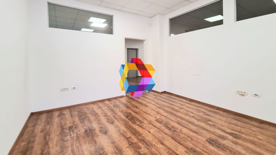 Spatiu birouri de închiriat Brasov - 220 mp # spatii-comerciale-brasov.ro - Poză 8