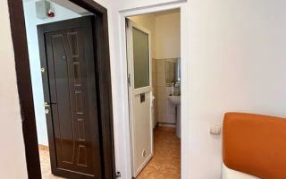 Spatiu I Pretabil Cabinet Stomatologic I Piata Cibin - Poză 3