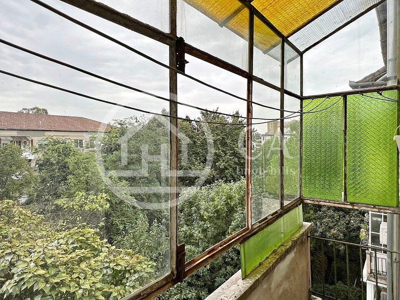 Apartament cu 3 camere de vanzare in zona Rogerius Oradea - Poză 11