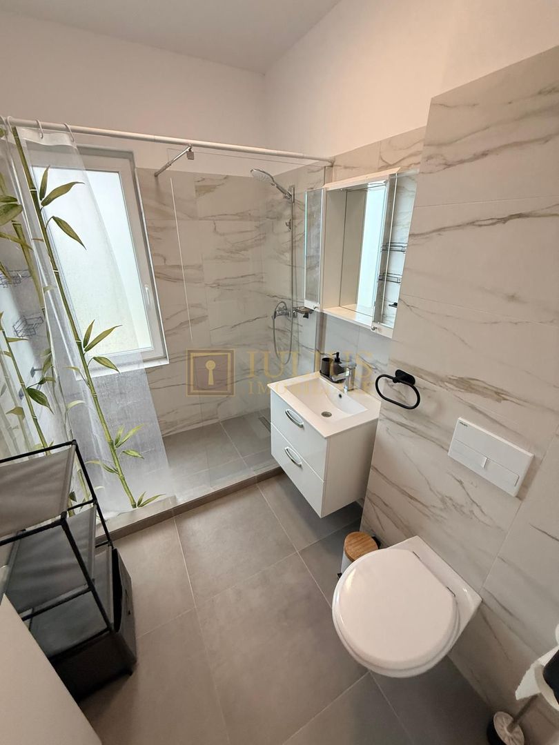 2 camere| Dumbravita| curte mare| terasa generoasă| loc de parcare| - Poză 23