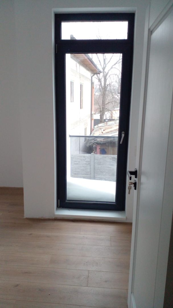 Reședință Modernă cu Finisaje Distinse - Poză 51