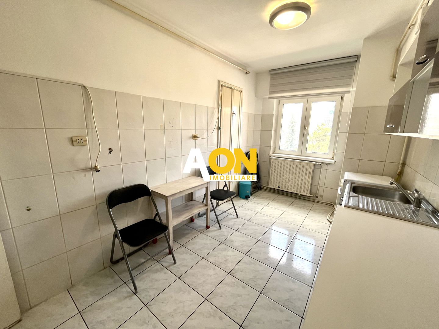 Apartament cu 3 Camere, Etaj 1, Zonă Ultracentrală - Poză 11