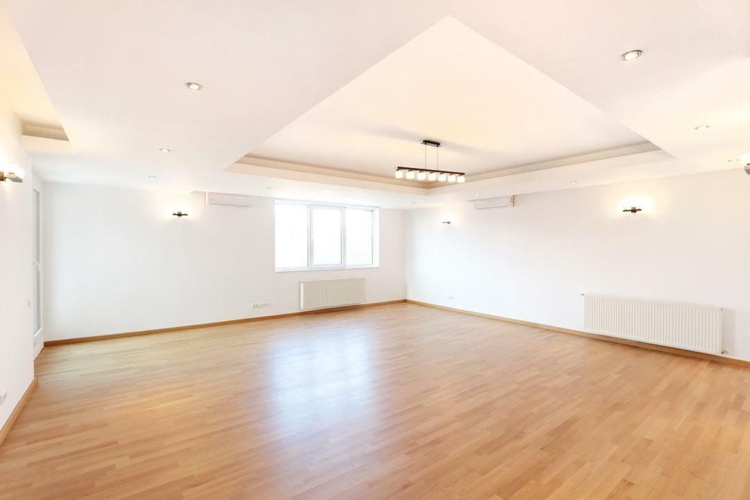 Apartament 5 camere la 300m de parcul Herăstrău, renovat 2025 (proprietar) - Poză 1