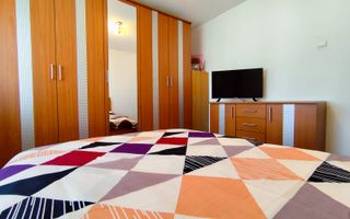 Apartament cu 3 camere de vanzare, Cetate - Poză 8