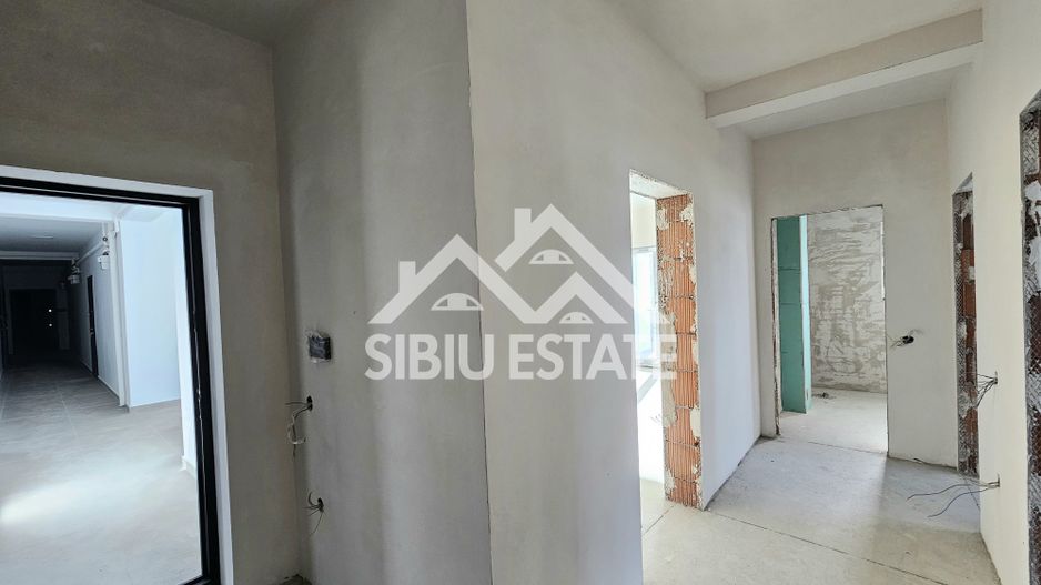 Apartament decomandat etaj 1 - Poză 3
