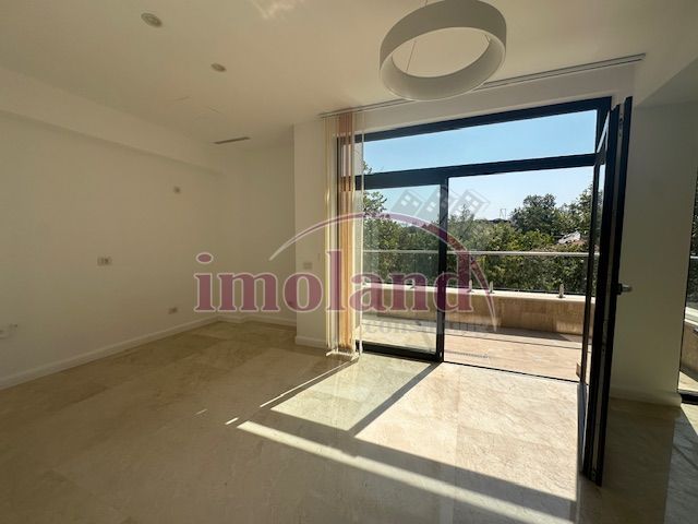 Imobil nou - inchiriere Office / Rezidenta - Primaverii - TVR - Poză 17