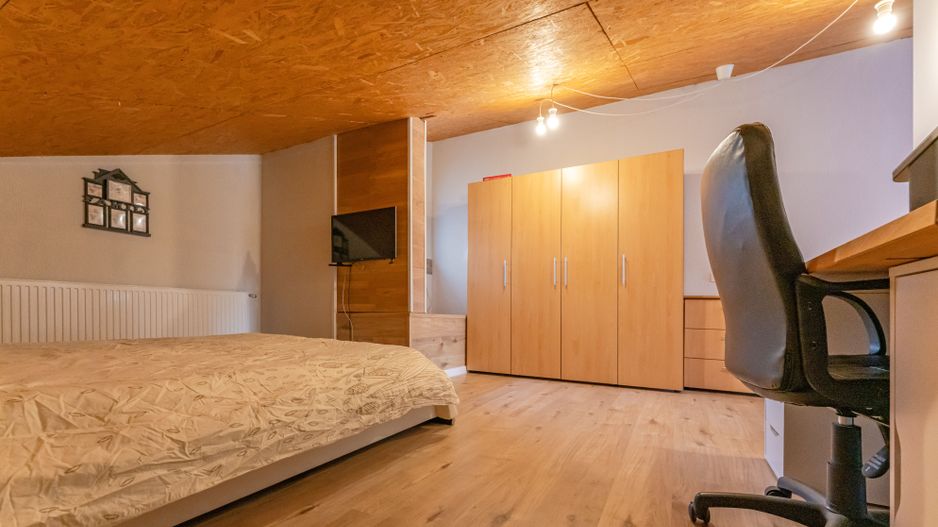 Casa mobilata utilata cartier Izvor Tarlungeni Brasov - Poză 15