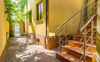 Casa  + Corp Comercial - Poză 3