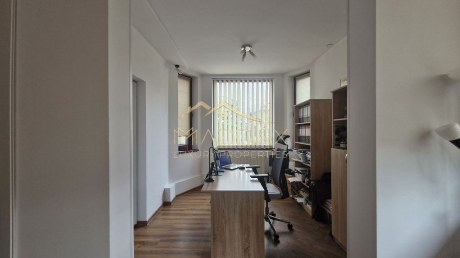 Vilă *5 camere // Cartier Ion Creangă // Sector 2 - Poză 17