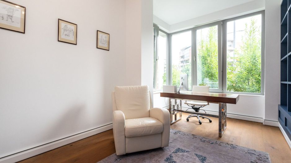 COMISION 0% - Vila eleganta P+2E 380 mp utili, teren 470mp, lac propriu + ponton - Poză 27