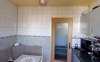 Apartament 3 camere, Valea Rosie - Poză 3