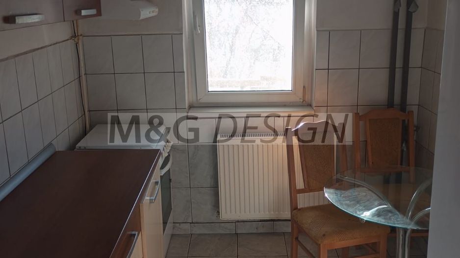 3 camere decomandat, 2 balcoane , Aradului-Torontalului - Poză 9