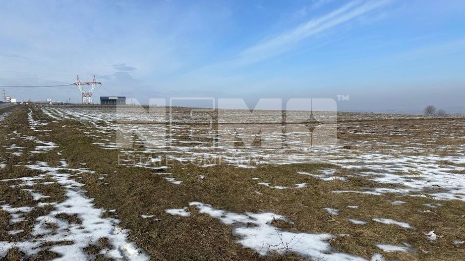 Teren de Vânzare – 7.500 mp la DN2, Fălticeni - Poză 2