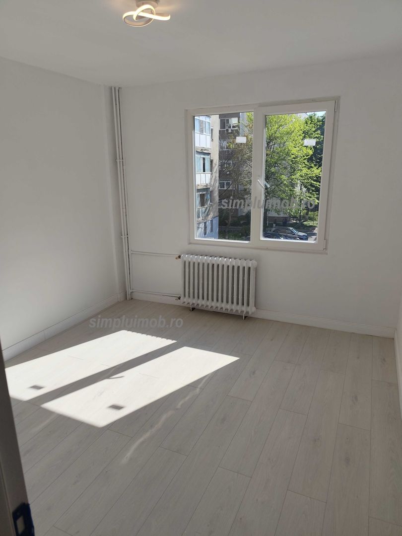Apartament 3 camere complet renovat situat langa Parcul Drumul Taberei - Poză 1