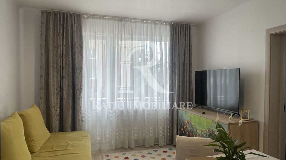 Apartament cu 3 camere | Etaj intermediar | Decebal | Oradea - Poză 1