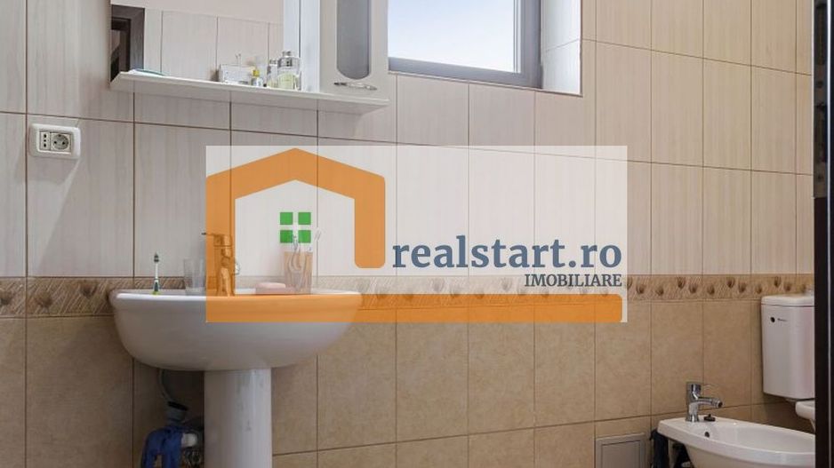Vanzare Duplex, ideal investitie, piscina exterioara, trifazic - Poză 34