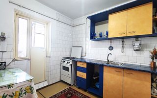 3 Camere, Central, Ideal pentru Familie, Liniste, An '81 - Poză 7