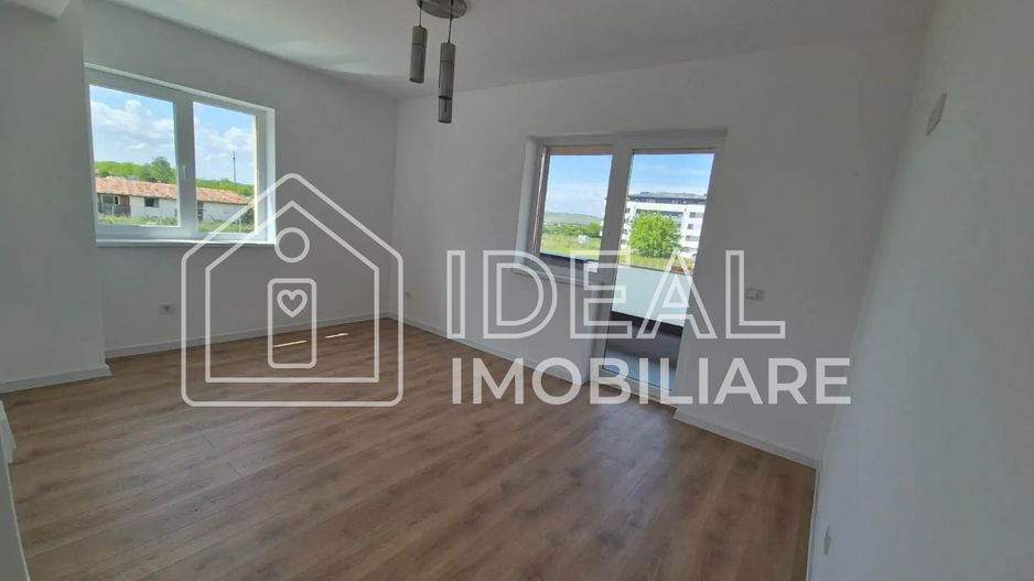 🏡 Apartament 3 camere și balcon- LA CHEIE, zona Calea Surii Mici - Poză 1