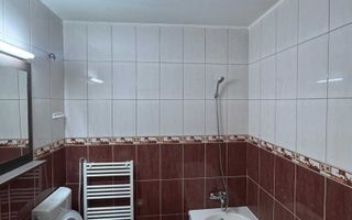 Apartament cu 1 camera, de vânzare în zona Florilor. - Poză 5
