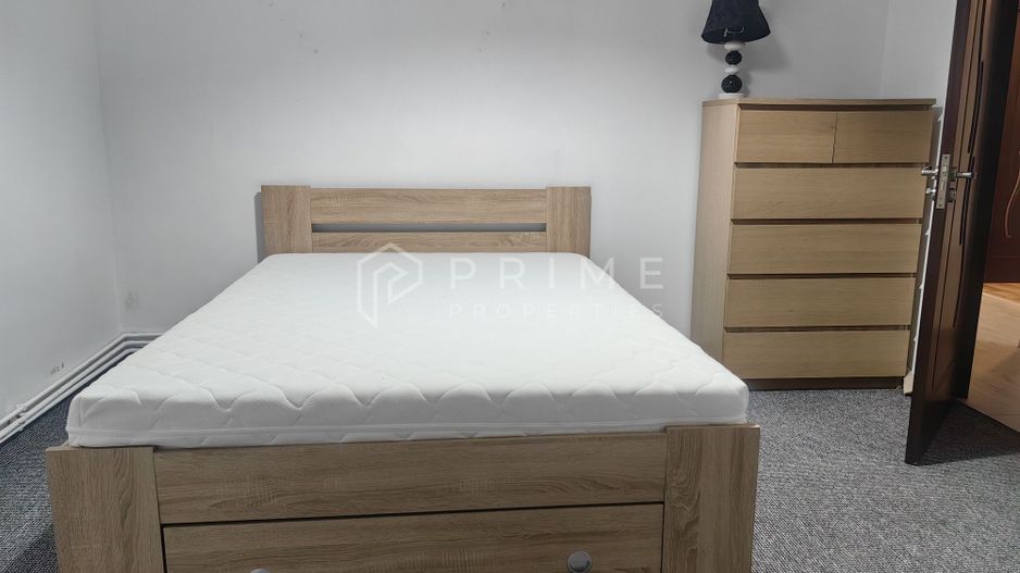 Apartament cu 3 camere de închiriat - Poză 1